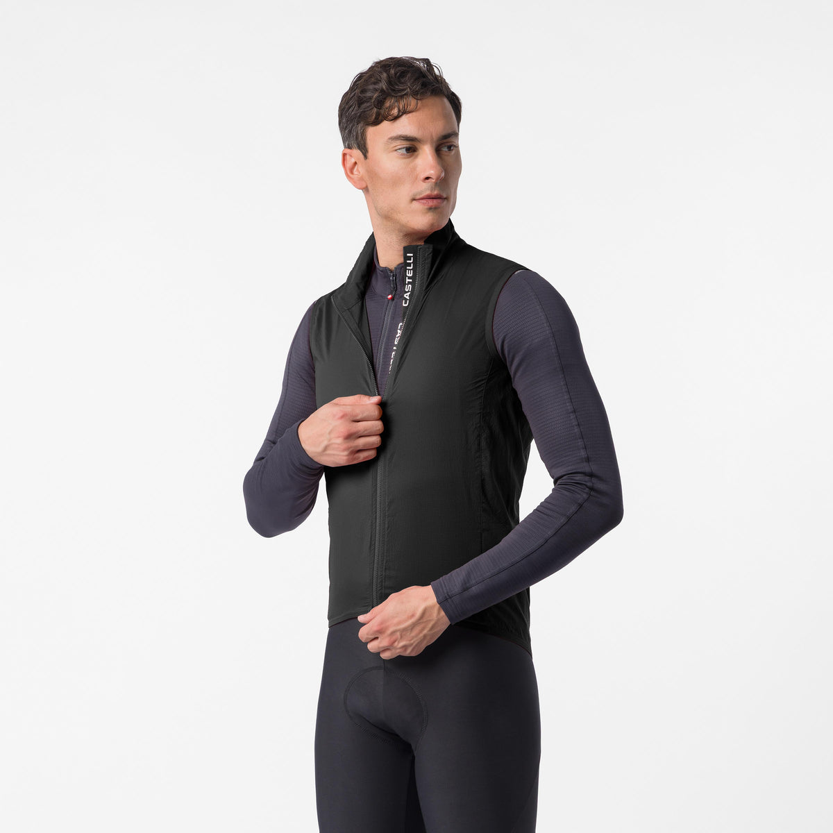 Kamizelka CASTELLI TRANSITION AIR czarna – widok z przodu