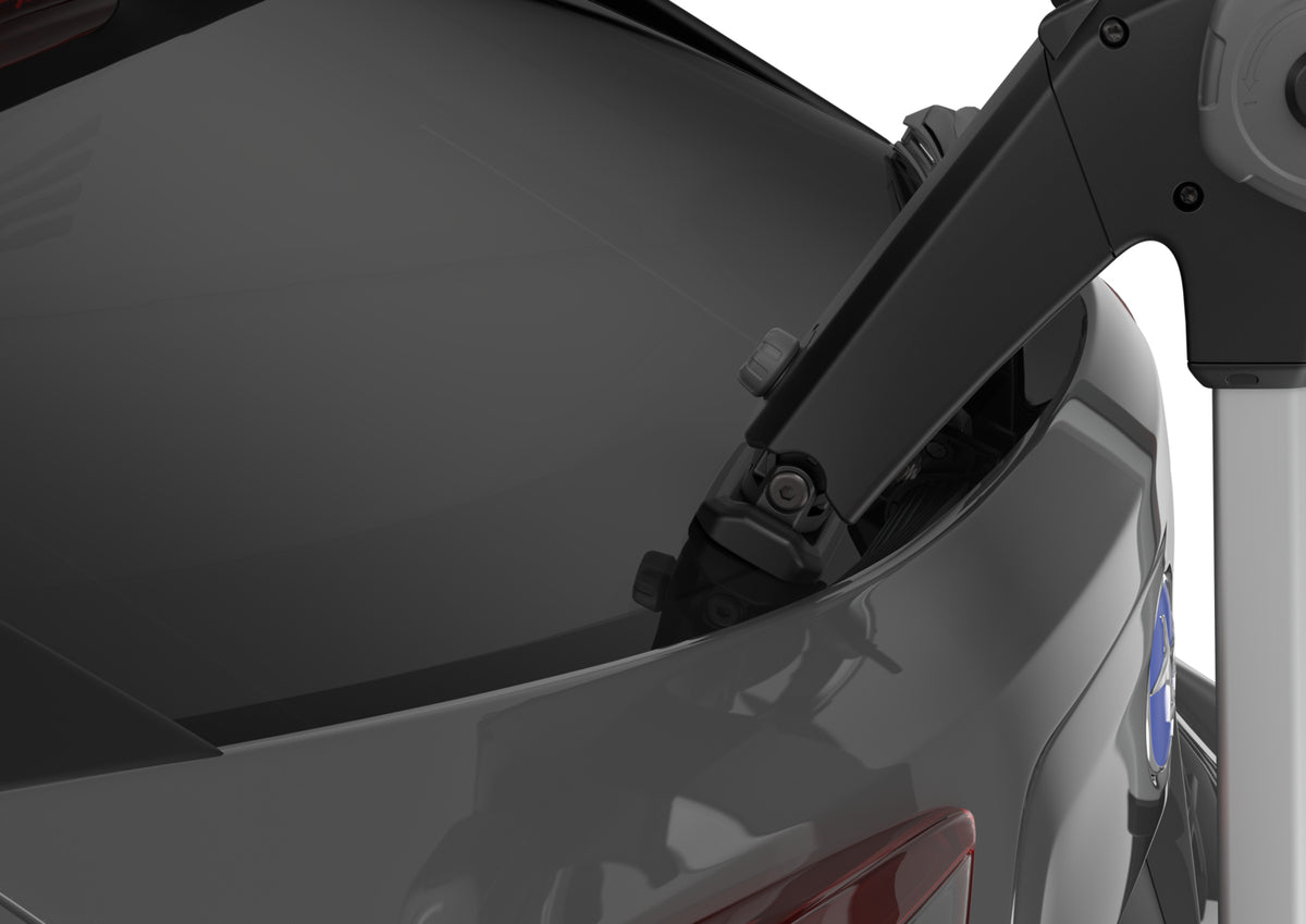 THULE OUTWAY 995 3-Bike Hatch Rack