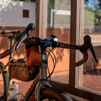 Lezyne Mini Drive 450+ Front maantiepyörässä