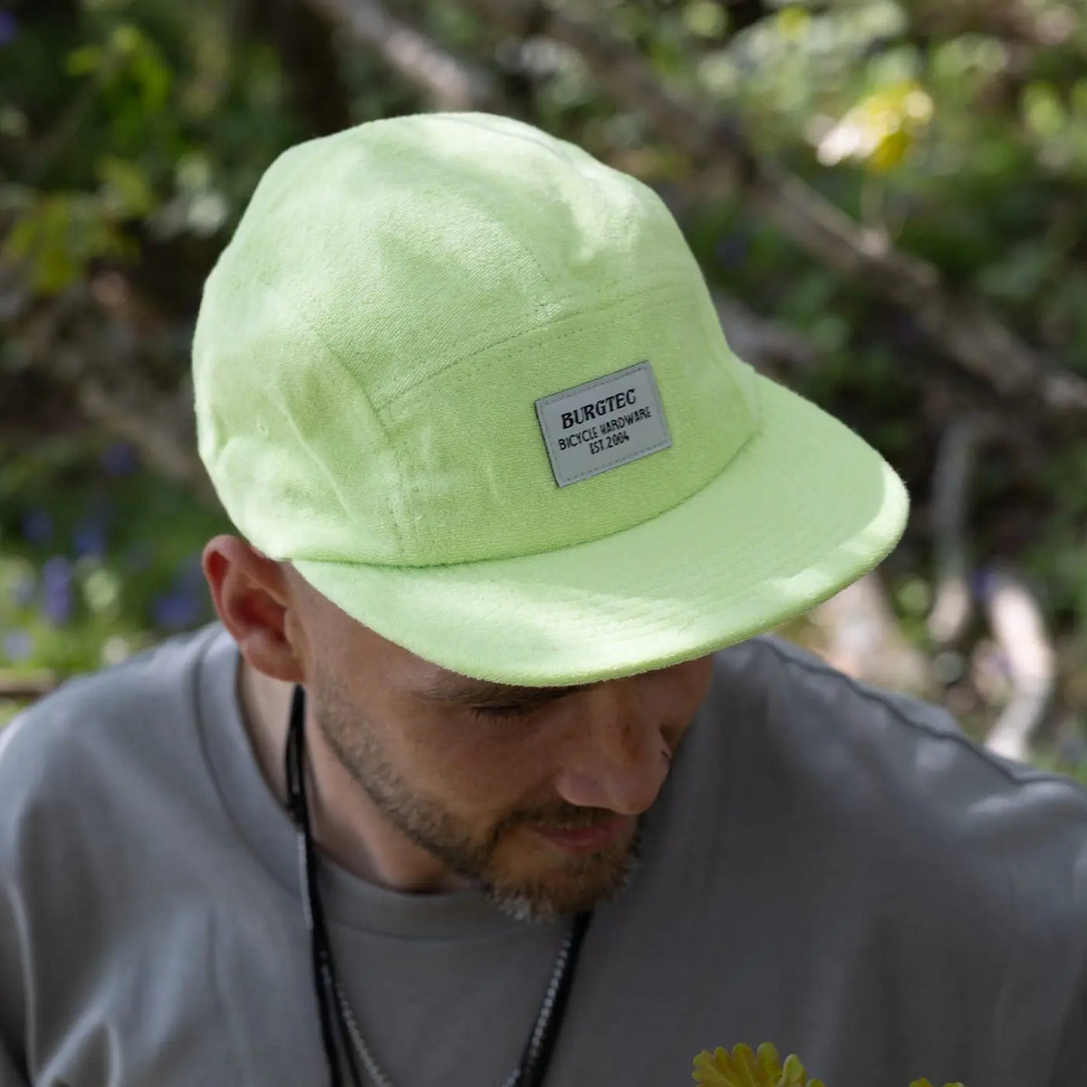BURGTEC ARCADE FIVE PANEL Lemonade Yellow -lippalakki
