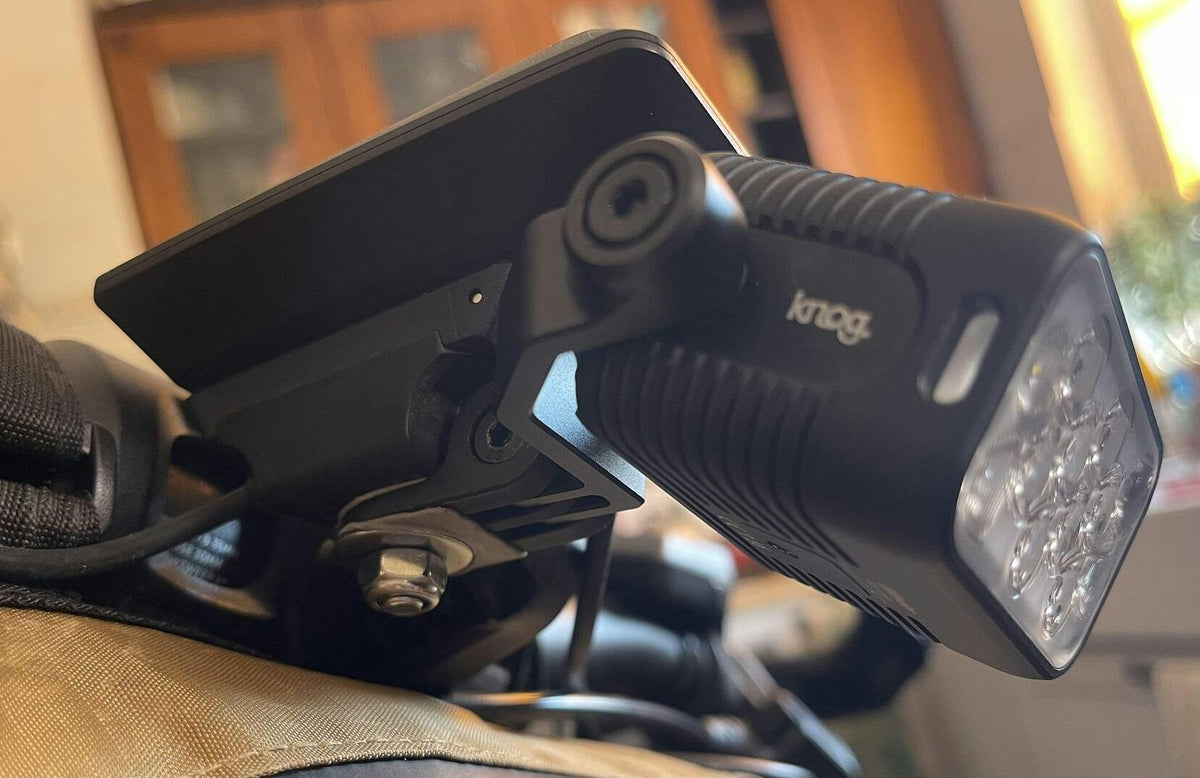 Front Light KNOG BLINDER E 1800