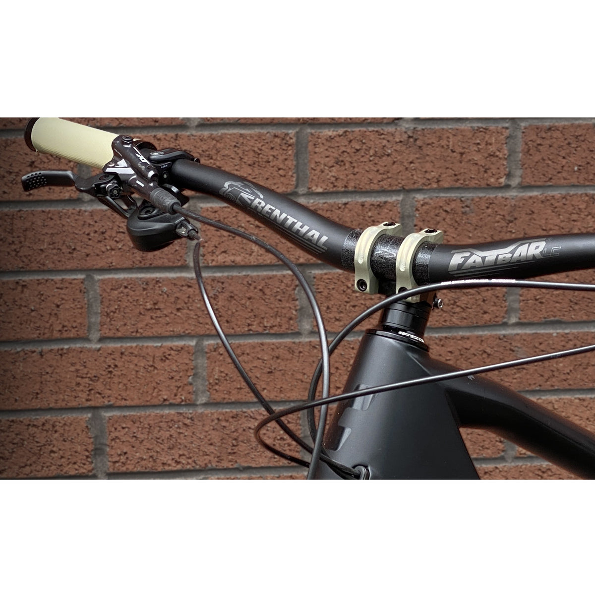 RENTHAL V3 FATBAR LITE Carbon Flat Rise 780mm Handlebar