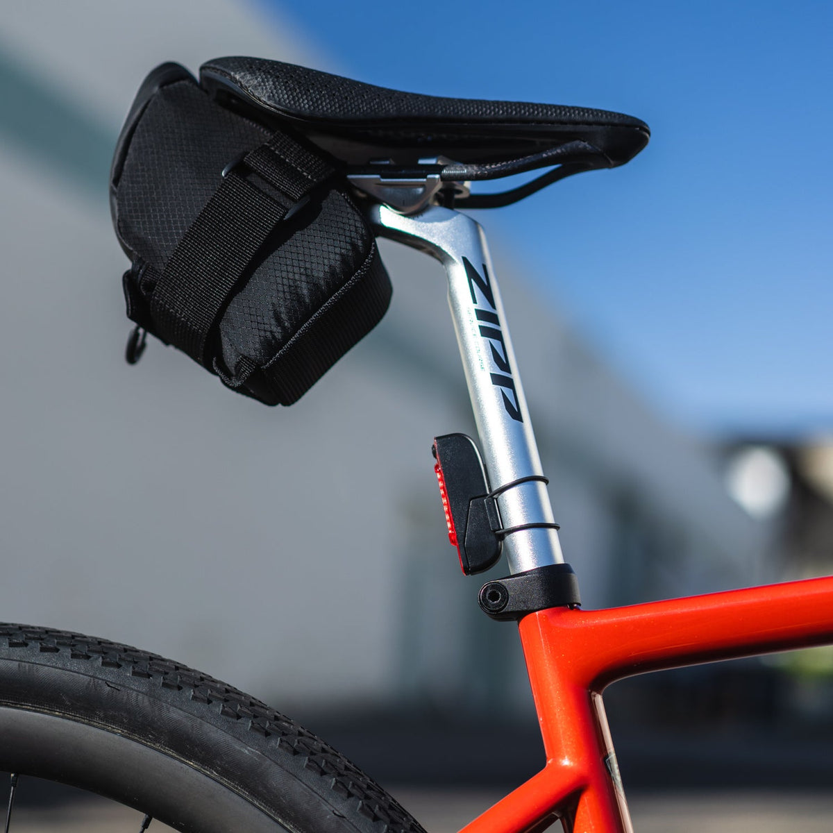 Borsetă de șa LEZYNE Micro Caddy neagră