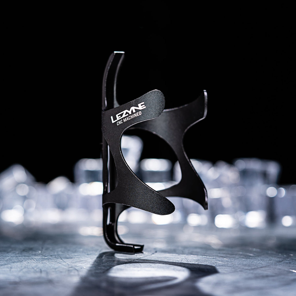 LEZYNE CNC ALLOY CAGE flaskeholder, sort