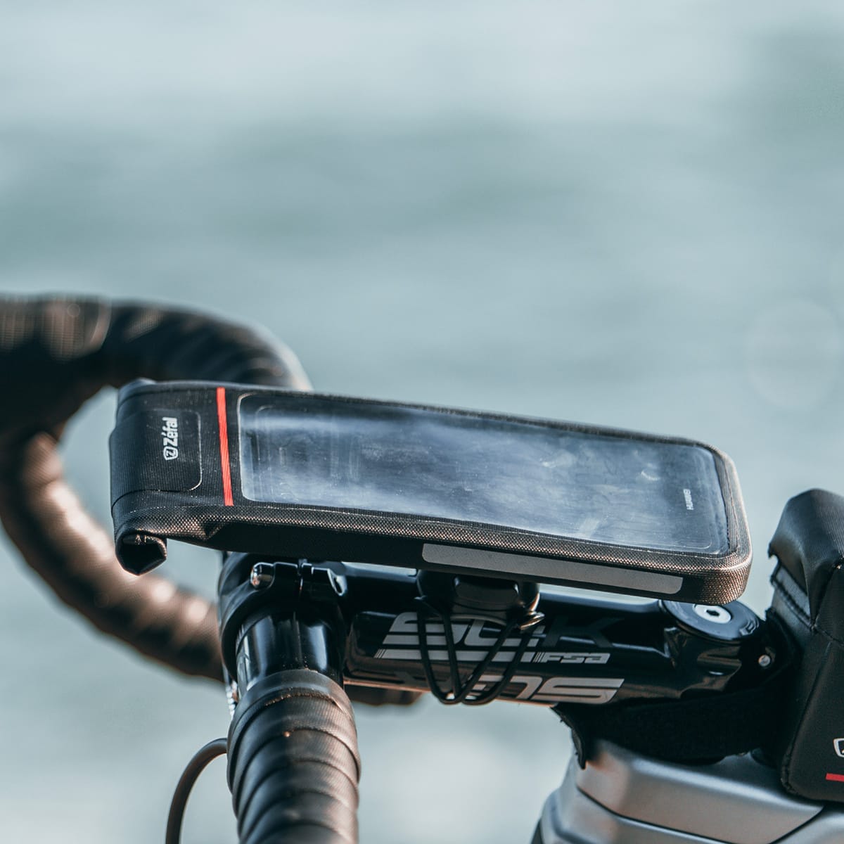 ZEFAL Z-CONSOLE DRY L Universal Smartphone Mount