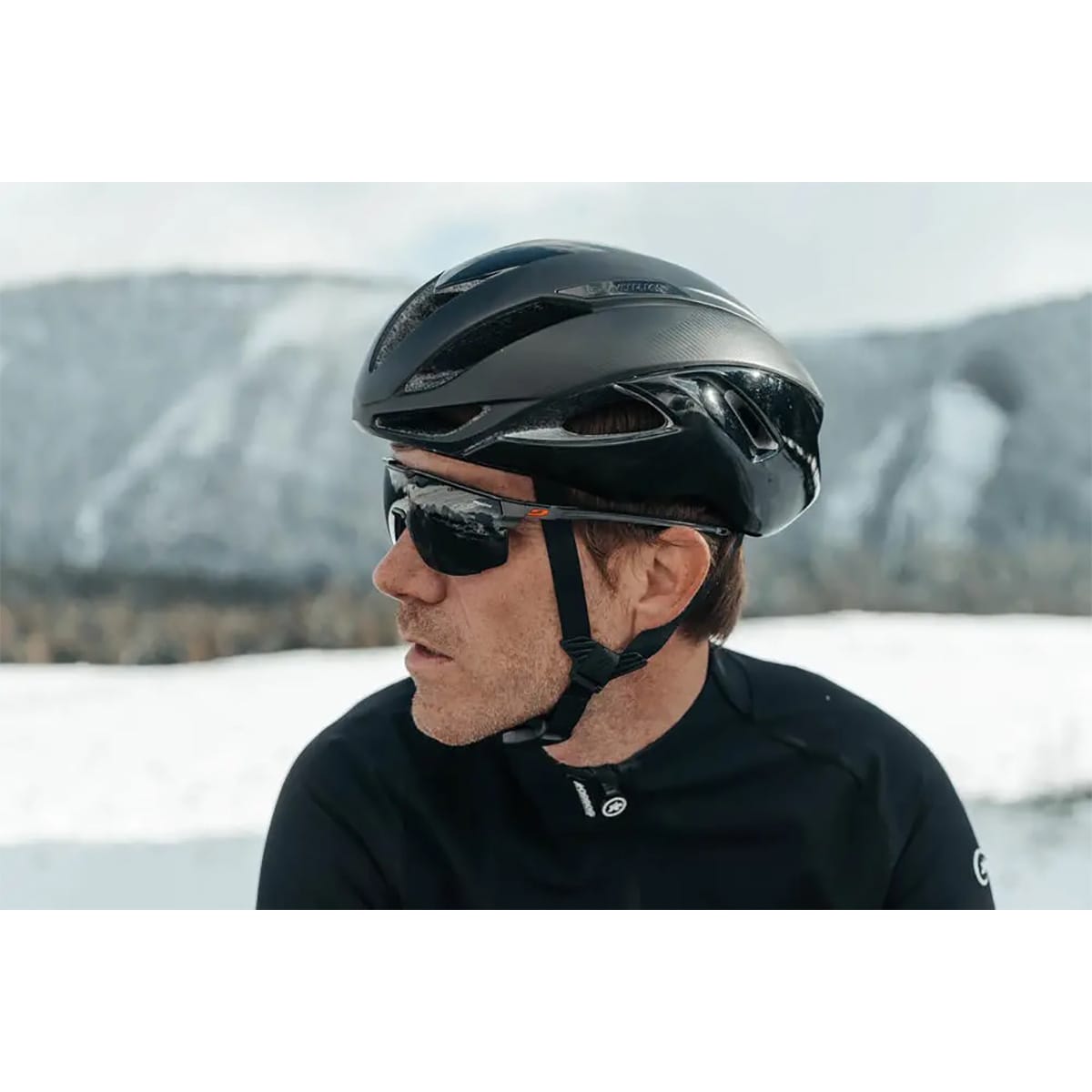 JULBO ULTIMATE Black Reactiv Photochromic Glasses