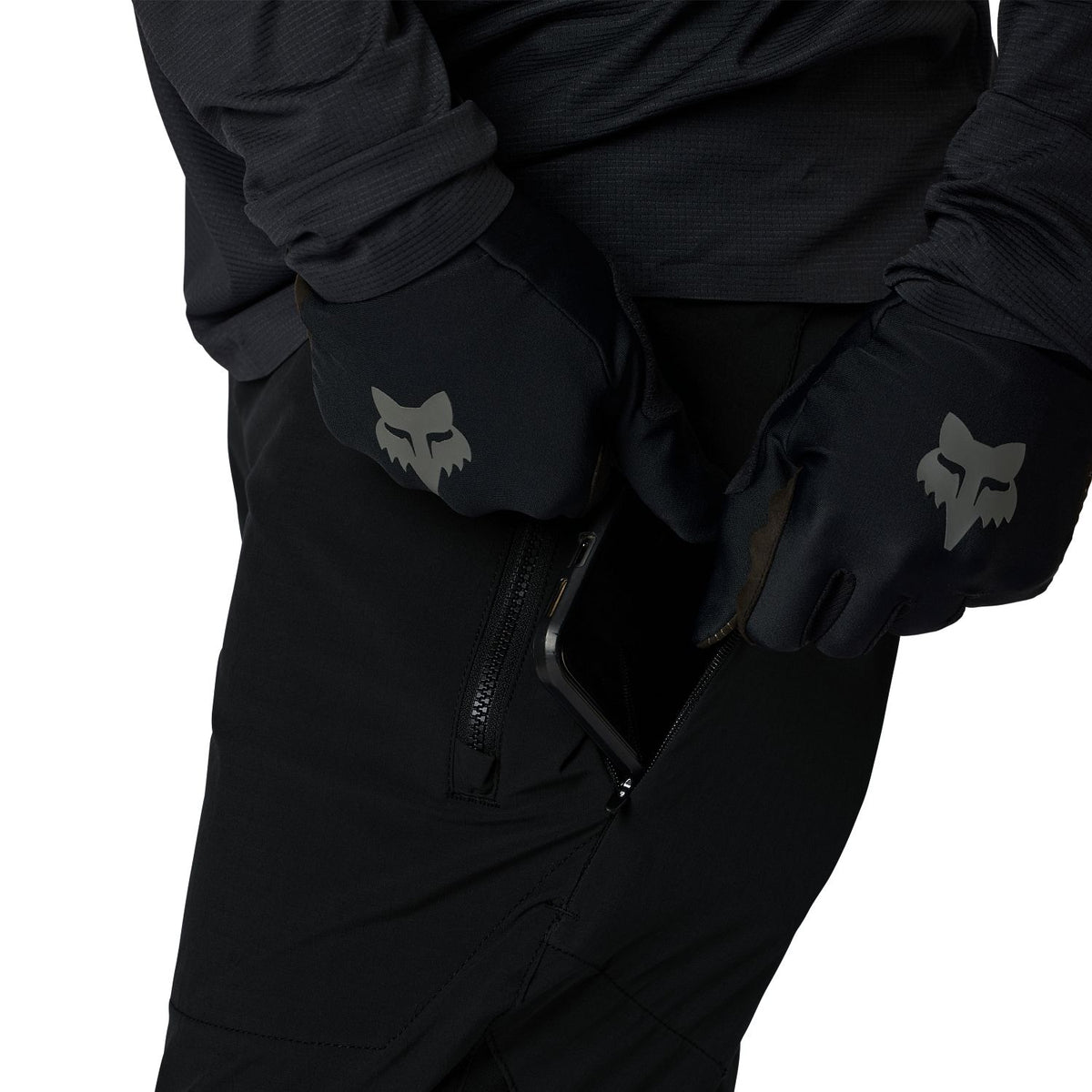 FOX FLEXAIR Trousers Black 2026