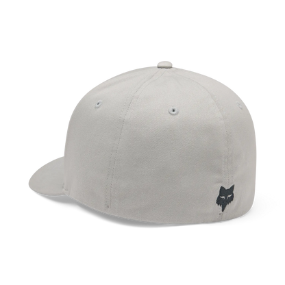 Kačket FOX BADGE FLEXFIT Light Grey