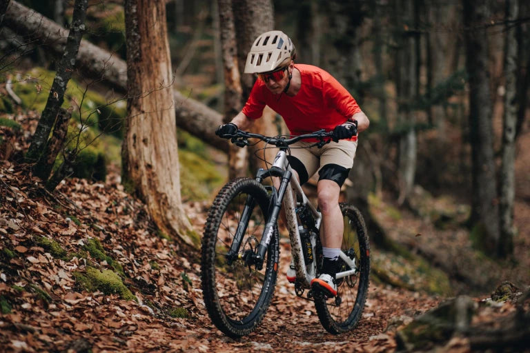 Short MAVIC CROSSTRAIL PADDED Μαύρο