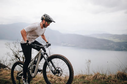 Dres MAVIC CROSSTRAIL Kratki Rokavi Bel