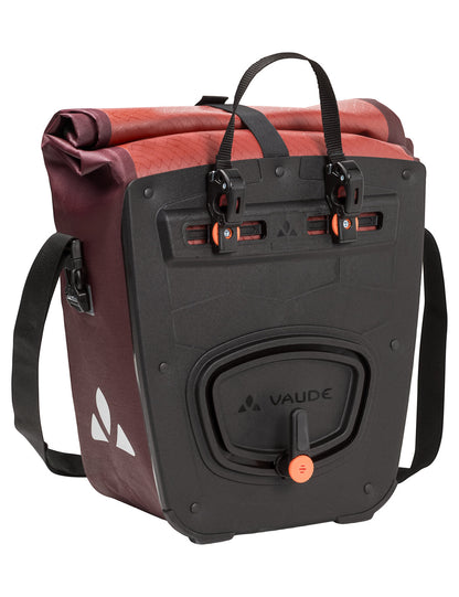 VAUDE AQUA FRONT bagāžnieka somu pāris 28 L sarkans