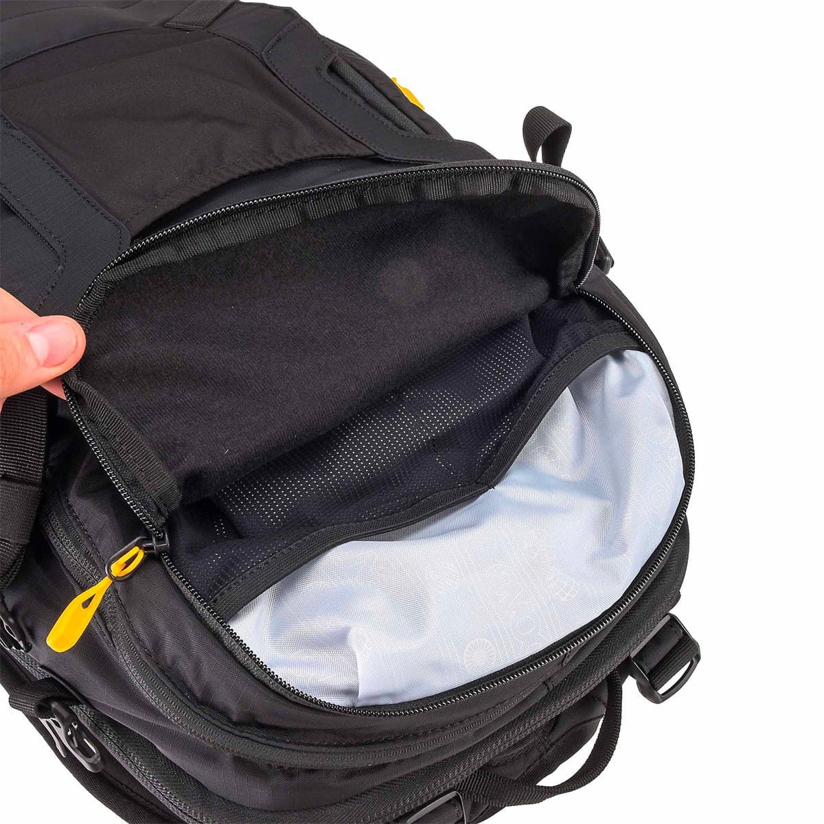 EVOC PROTECTOR FR TRAIL BLACKLINE 20 Backpack with Integrated Back Protector Black