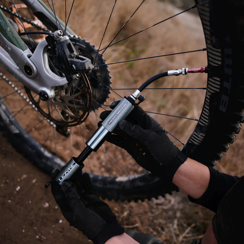 Handpump LEZYNE CNC POCKET DRIVE HV Silver
