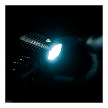 Esituli LEZYNE LITE DRIVE 1200+ Must