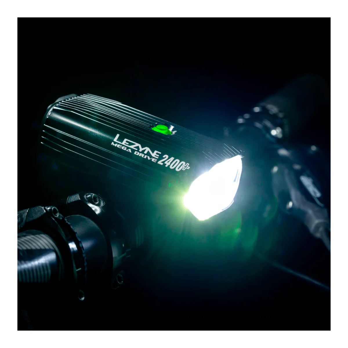 LEZYNE MEGA DRIVE 2400+ Front Light Black