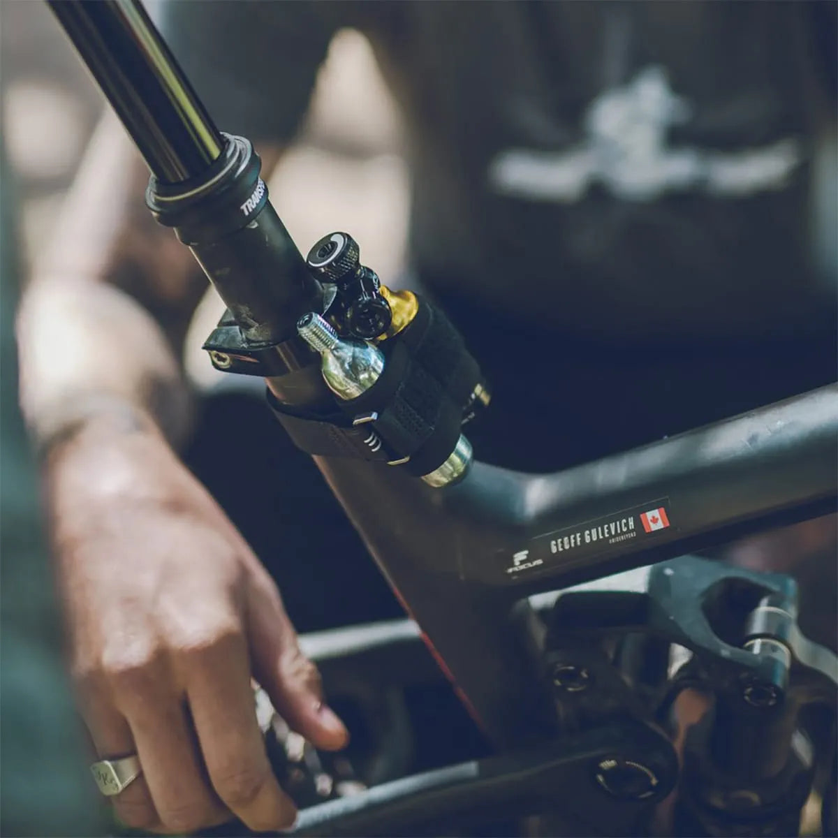 LEZYNE BLASTER Tubeless Repair Kit CO2 Inflator + 5 Plugs