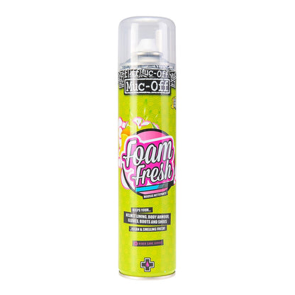 Šalmo valymo putos MUC-OFF (400 ml)
