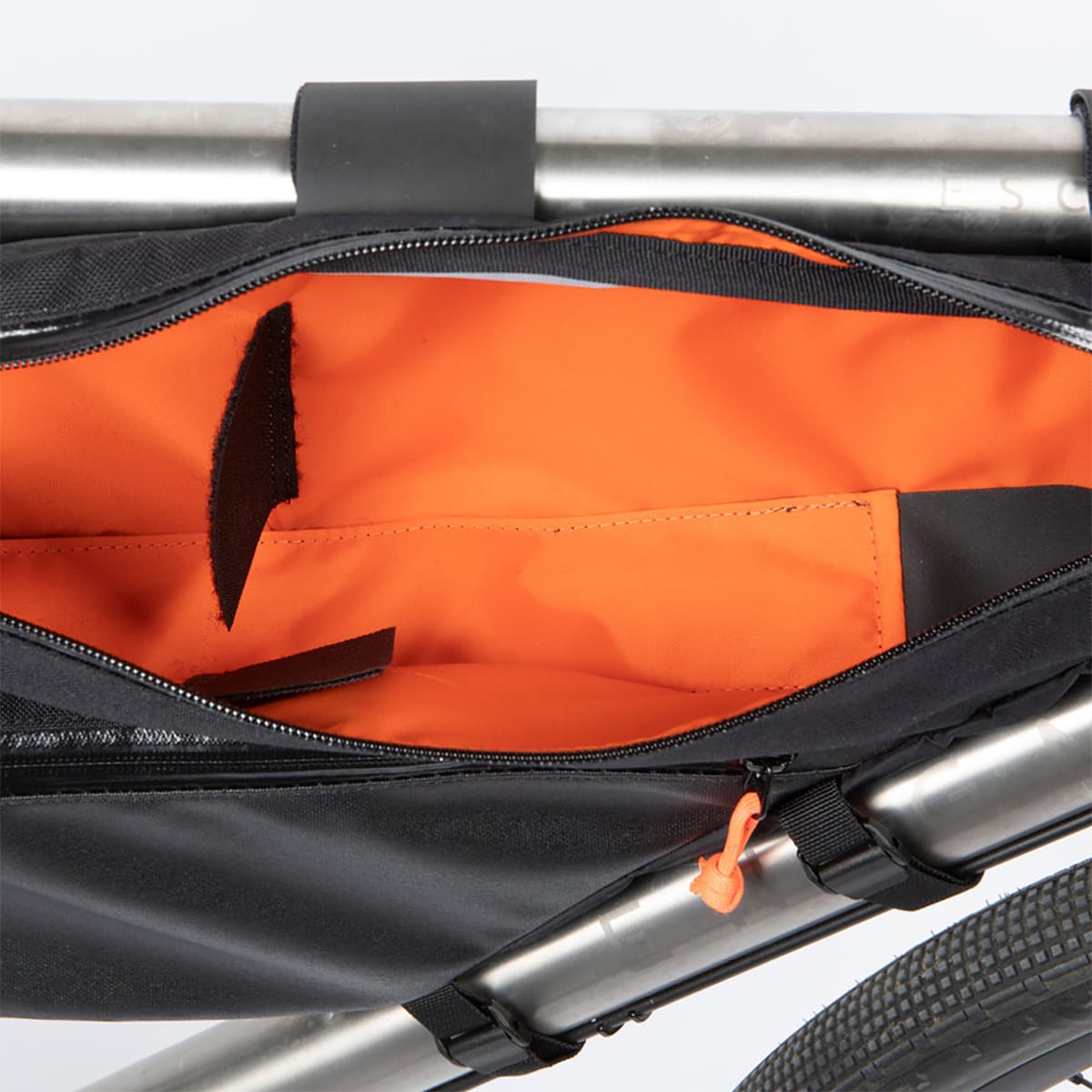 Brašna na rám RESTRAP FULL FRAME BAG MEDIUM 7.5L Černá