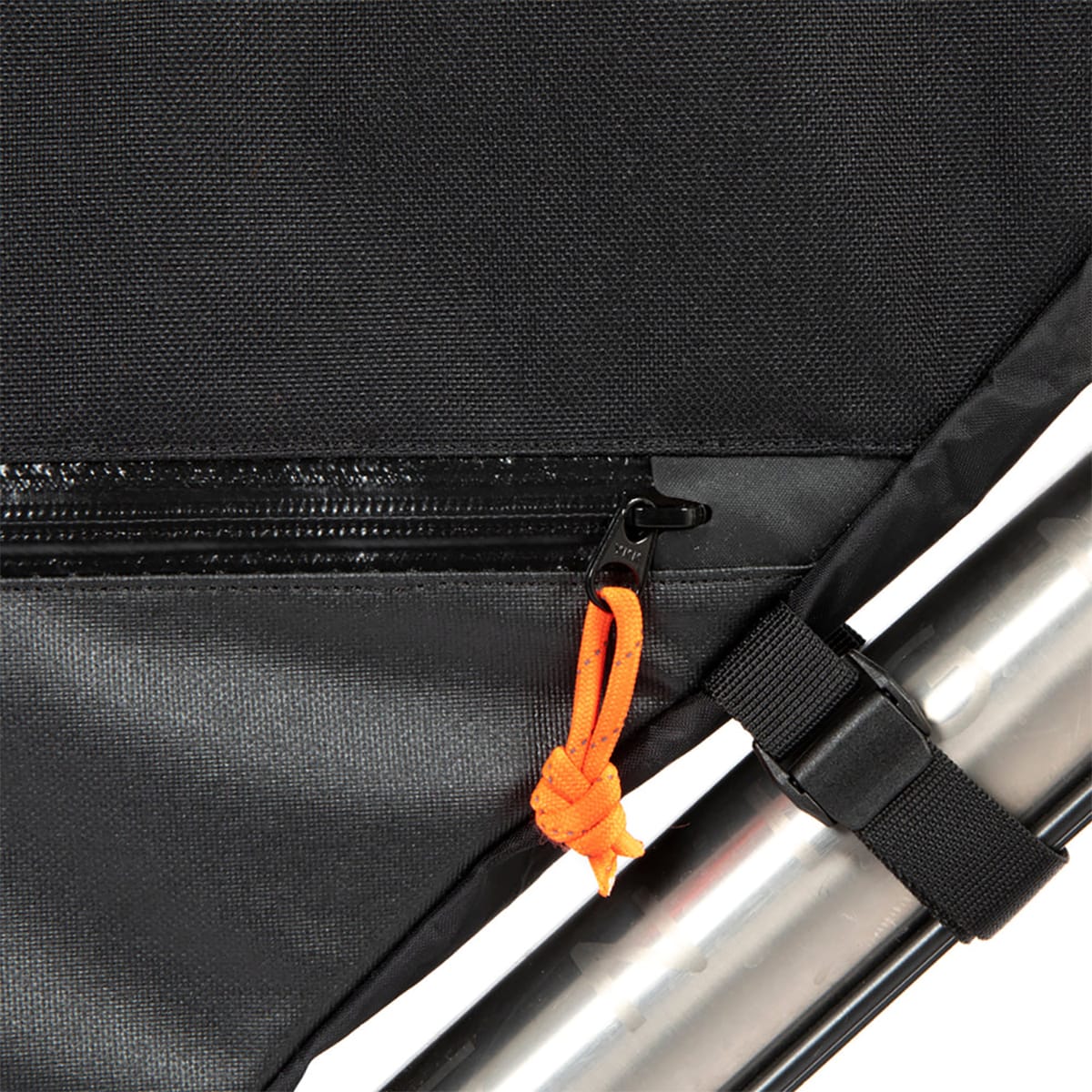 Brašna na rám RESTRAP FULL FRAME BAG MEDIUM 7.5L Černá