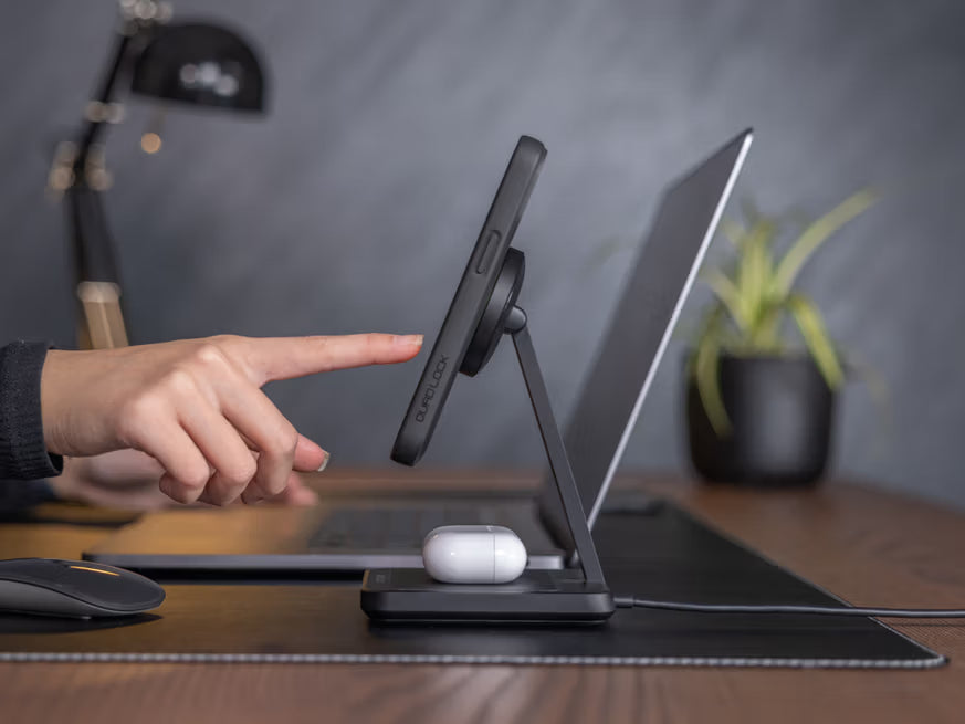 QUADLOCK MAG Dual Desktop Wireless Charger