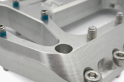 Plattformspedaler HXR COMPONENTS med stålaxel, obehandlade