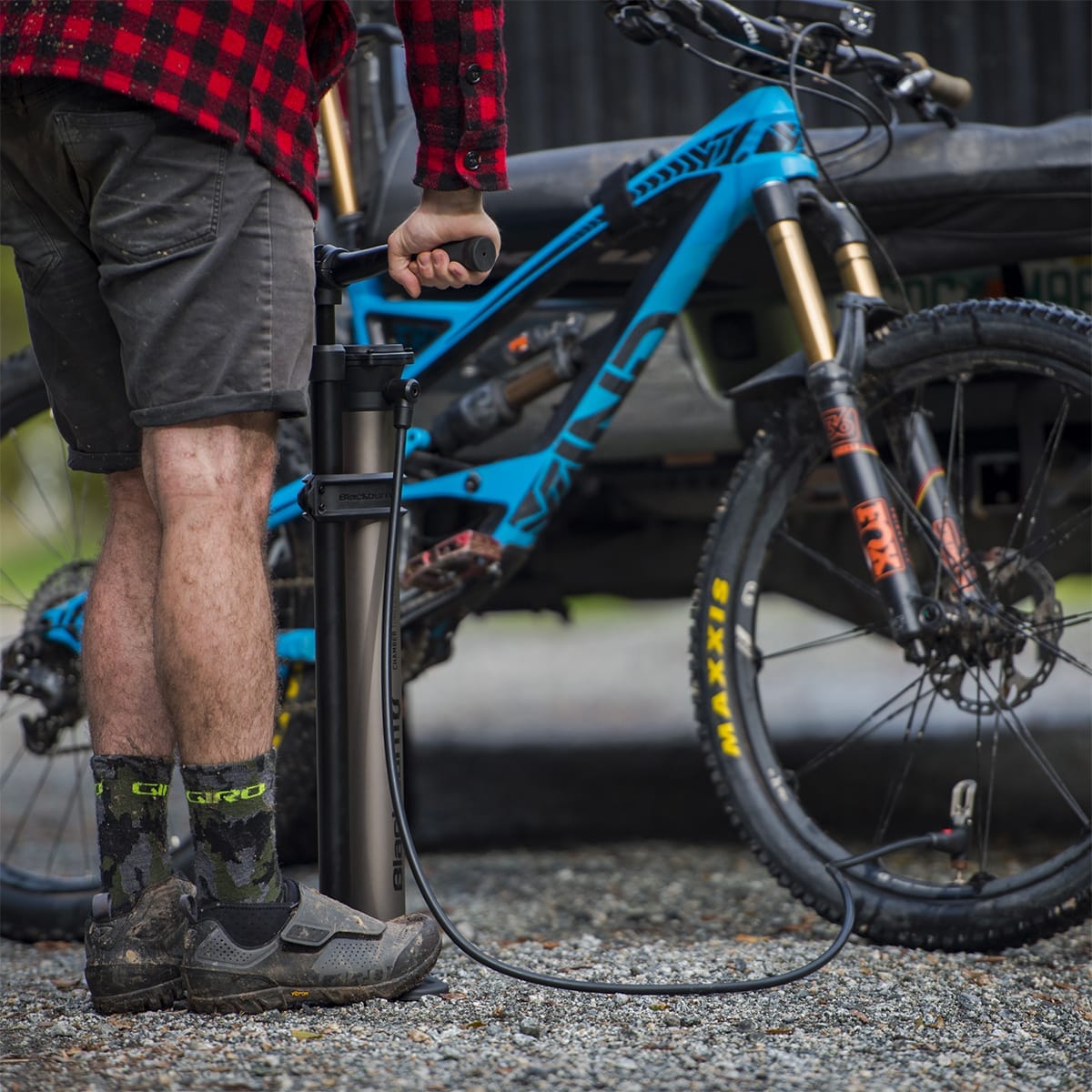 Pompka podłogowa BLACKBURN CHAMBER TUBELESS
