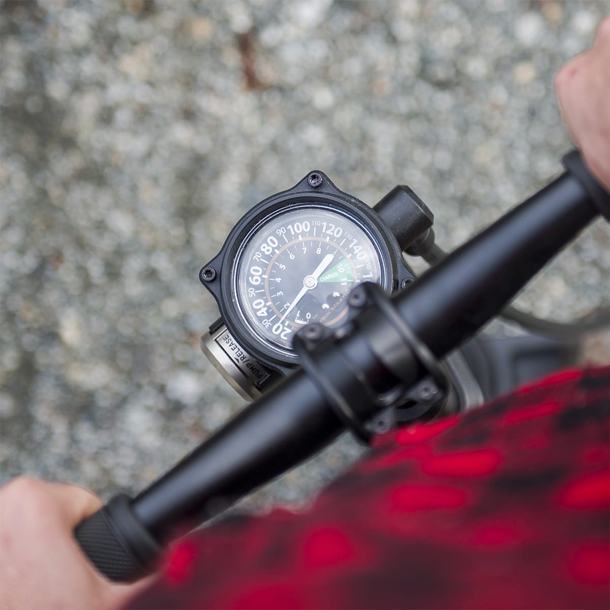 Pompka podłogowa BLACKBURN CHAMBER TUBELESS
