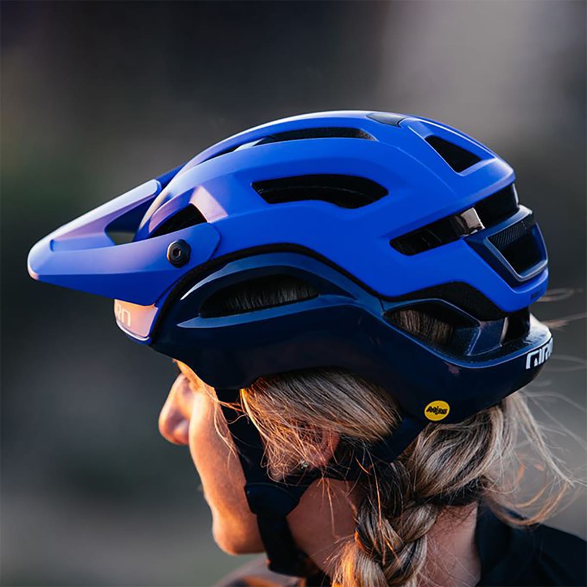 MTB-hjelm GIRO MANIFEST MIPS Sort