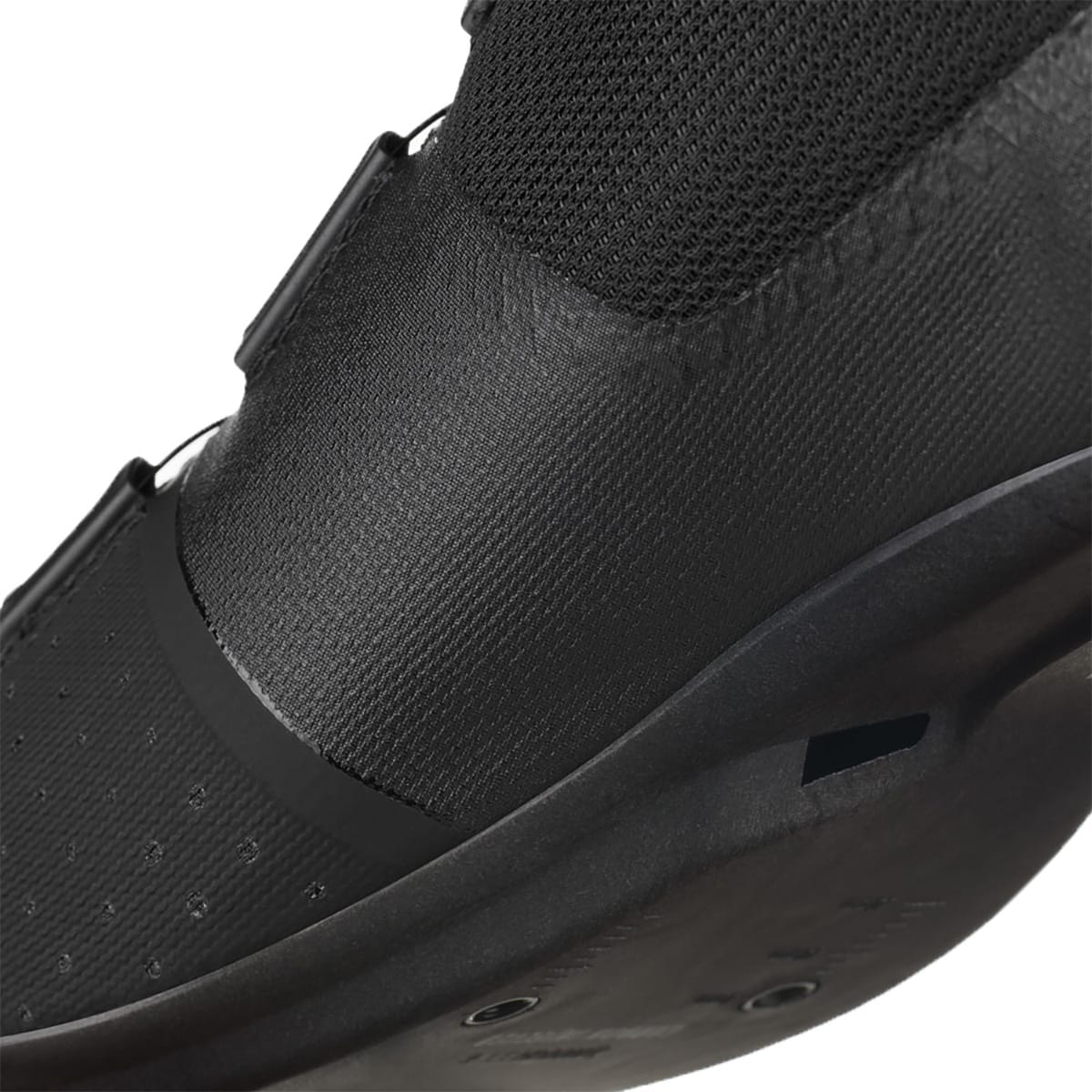 Landevejssko FIZIK OVERCURVE R4 WIDE Sort