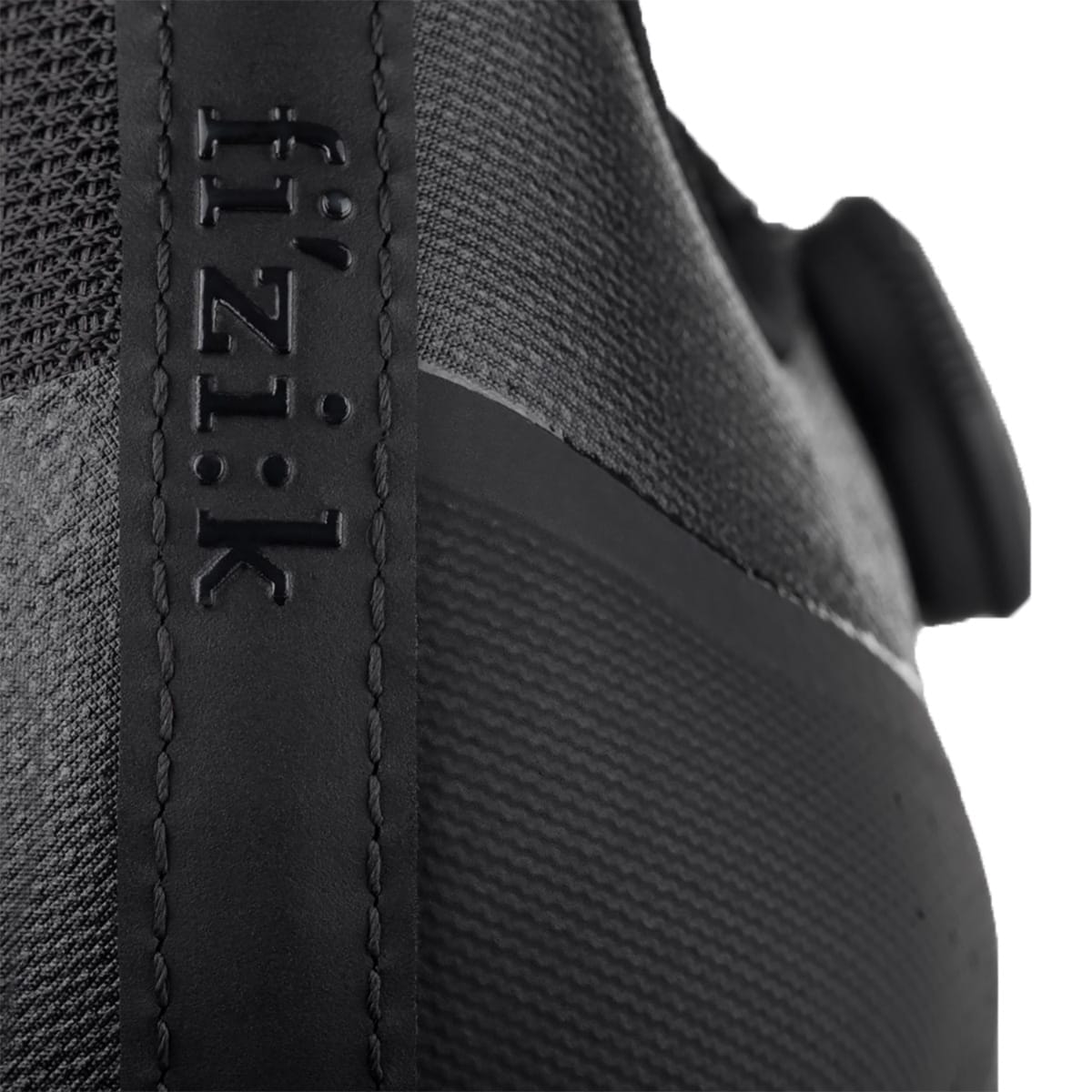 Landevejssko FIZIK OVERCURVE R4 WIDE Sort