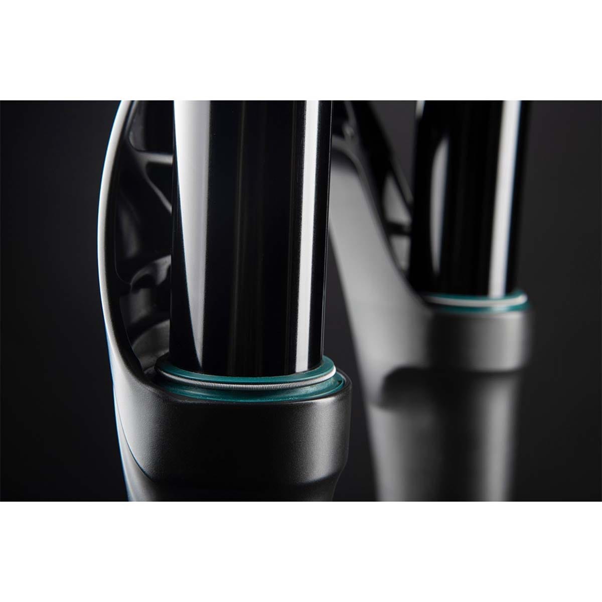 Vidlice CANE CREEK HELM MKII Coil 27,5" Kuželové uložení Osa 15 mm Boost Matná černá