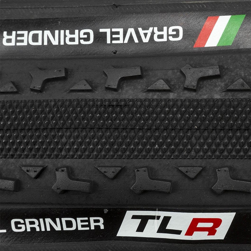 Ελαστικό CHALLENGE GRAVEL GRINDER 700c Tubeless Ready Μαύρο