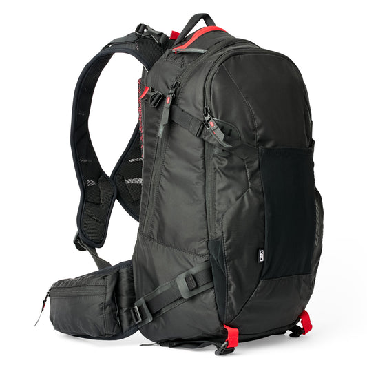 USWE ZIPPERED DAYPACK 16 L Backpack Black