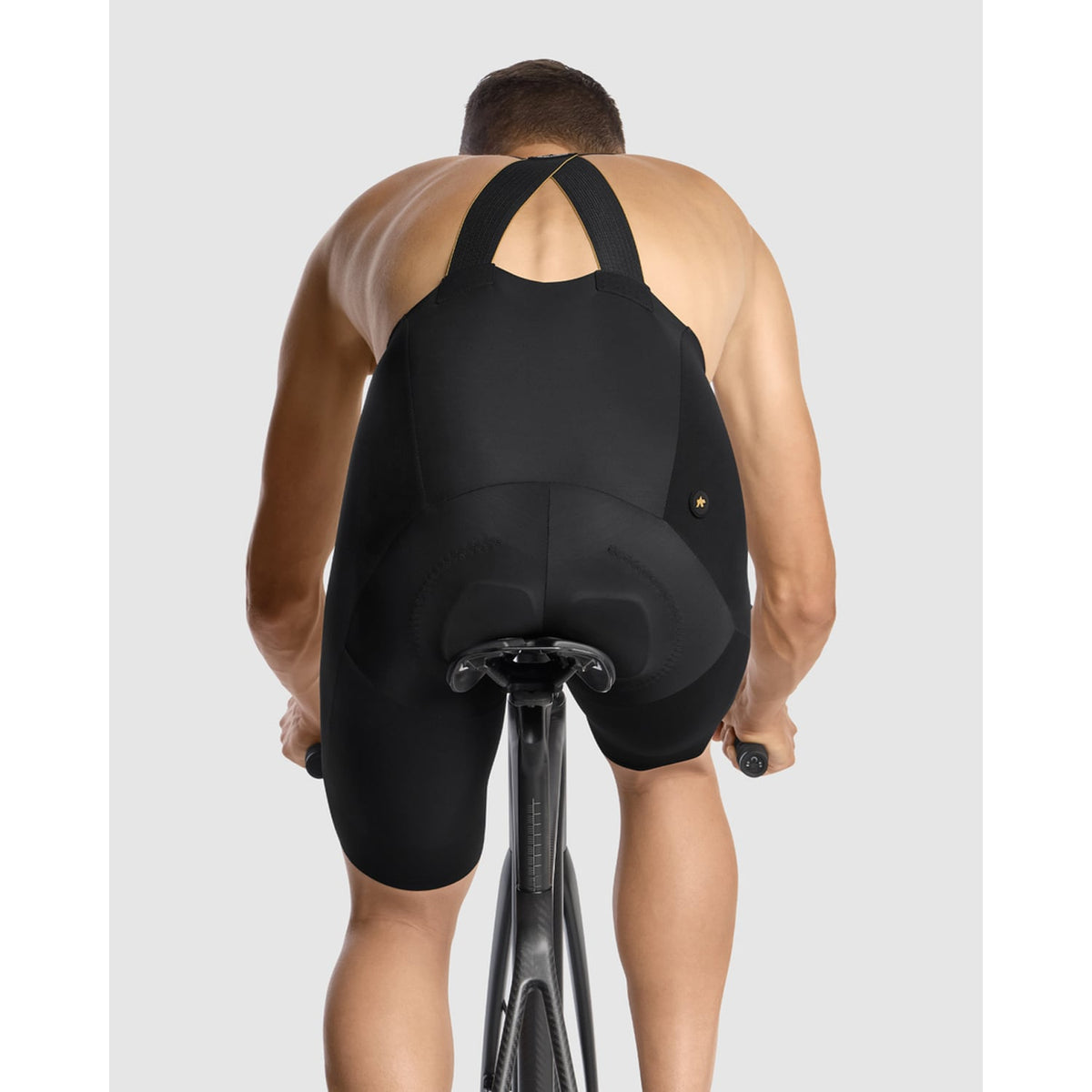 Kraťasy s laclem ASSOS EQUIPE RSR S11 černé