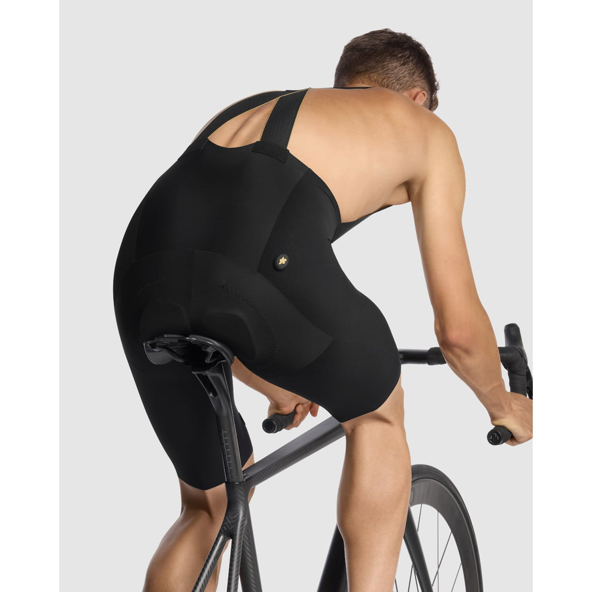 Kraťasy s laclem ASSOS EQUIPE RSR S11 černé