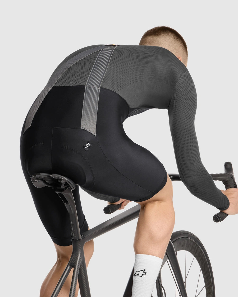 Korte seler-cykelshorts ASSOS MILLE GTS SPRING FALL S11 Sort