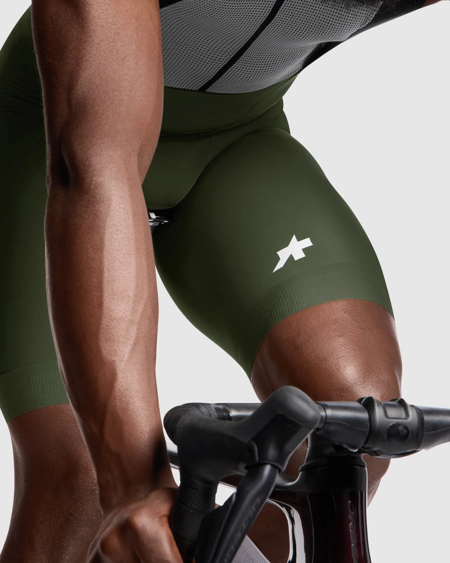 Kortbyxa med Hängslen ASSOS MILLE GT S11 Moss Green