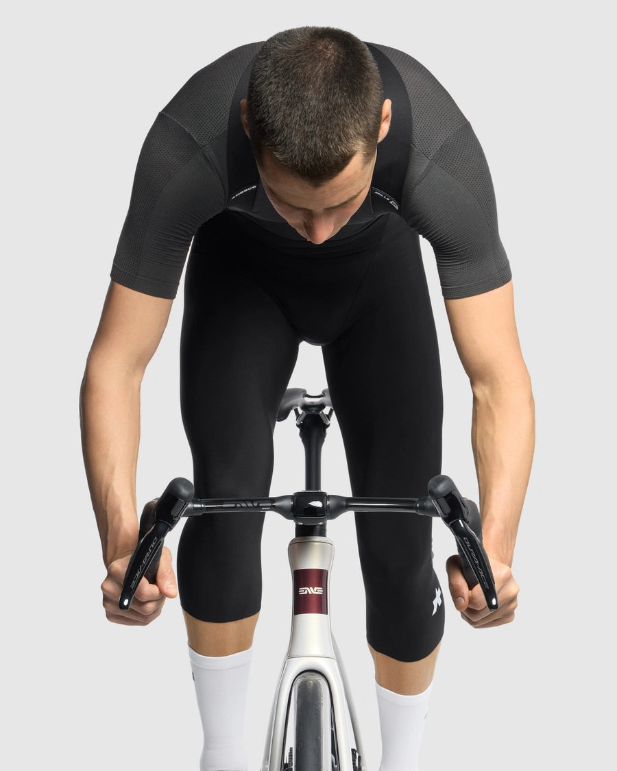 ASSOS MILLE GT SPRING FALL S11 3/4-cykelbukser med seler Sort