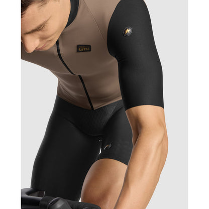 Dres ASSOS EQUIPE RS S11 s krátkými rukávy černý/béžový