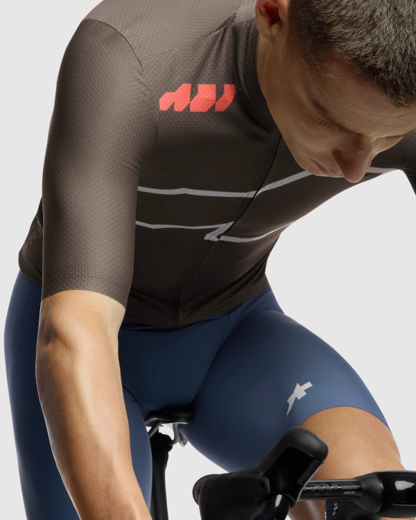 ASSOS EQUIPE R S11 We are the A Short Sleeve Jersey Brown