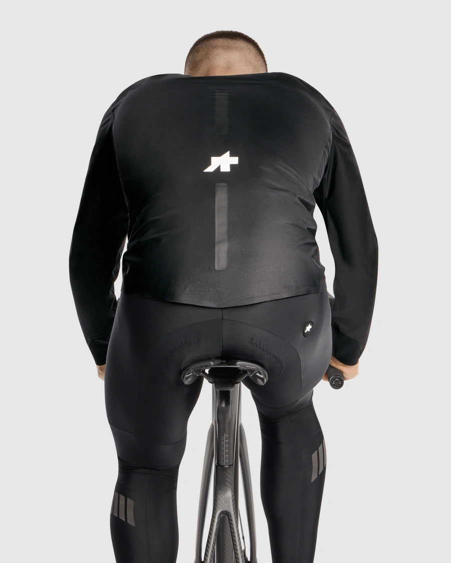 ASSOS EQUIPE RS SCHLOSSHUND RAIN S11 Jacket Black