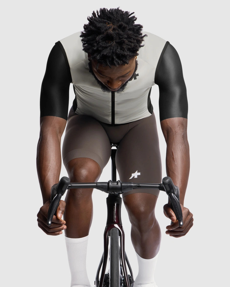 ASSOS MILLE GT WIND S11 Sleeveless Jacket Almond Milk