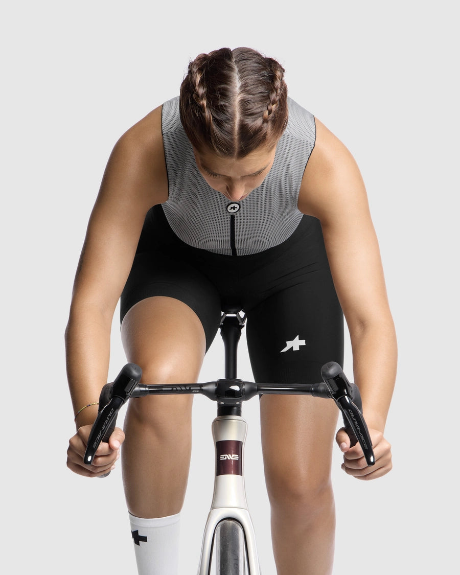 ASSOS UMA GT HALF S11 Dame kortbukser Sort