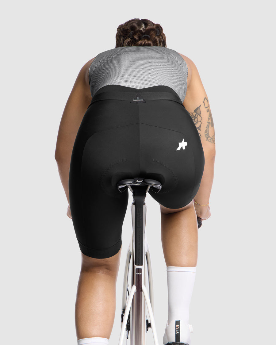 ASSOS UMA GT HALF S11 LONG Dame Kortbukser Sort