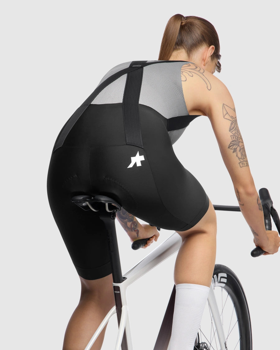 ASSOS UMA GT S11 Dame korte buksekort med seler Sort