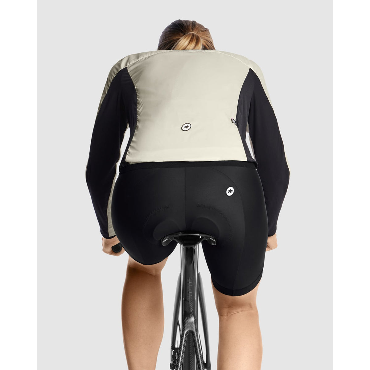 Jacka ASSOS UMA GT WIND C2 Dam Beige