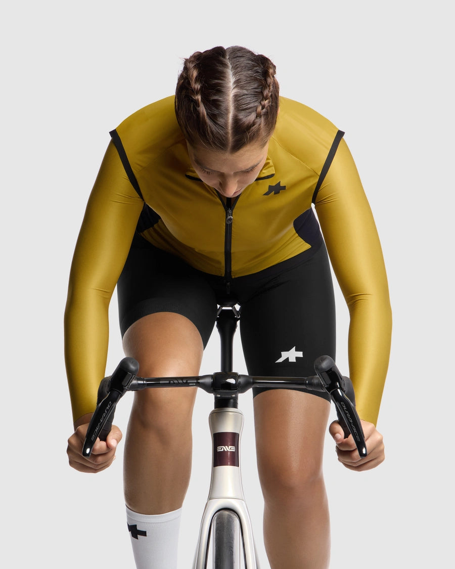 Ærmeløs vest ASSOS UMA GT WIND S11 Dame Golden Yellow