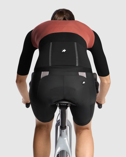 ASSOS TACTICA T5 -lyhythihainen naisten pyöräilypaita Burned Brown