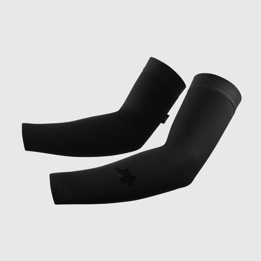 ASSOS R WINTER P1 Arm Warmers Black