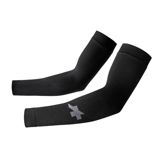 Návleky na paže ASSOS SUMMER ARM UV PROTECTOR P1 Černá